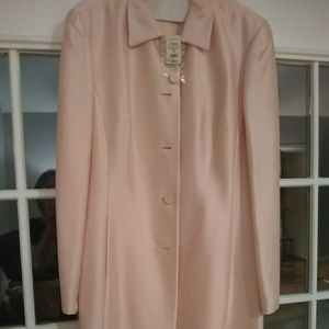 Beautiful Silk Ann Taylor Jacket! Light Weight.